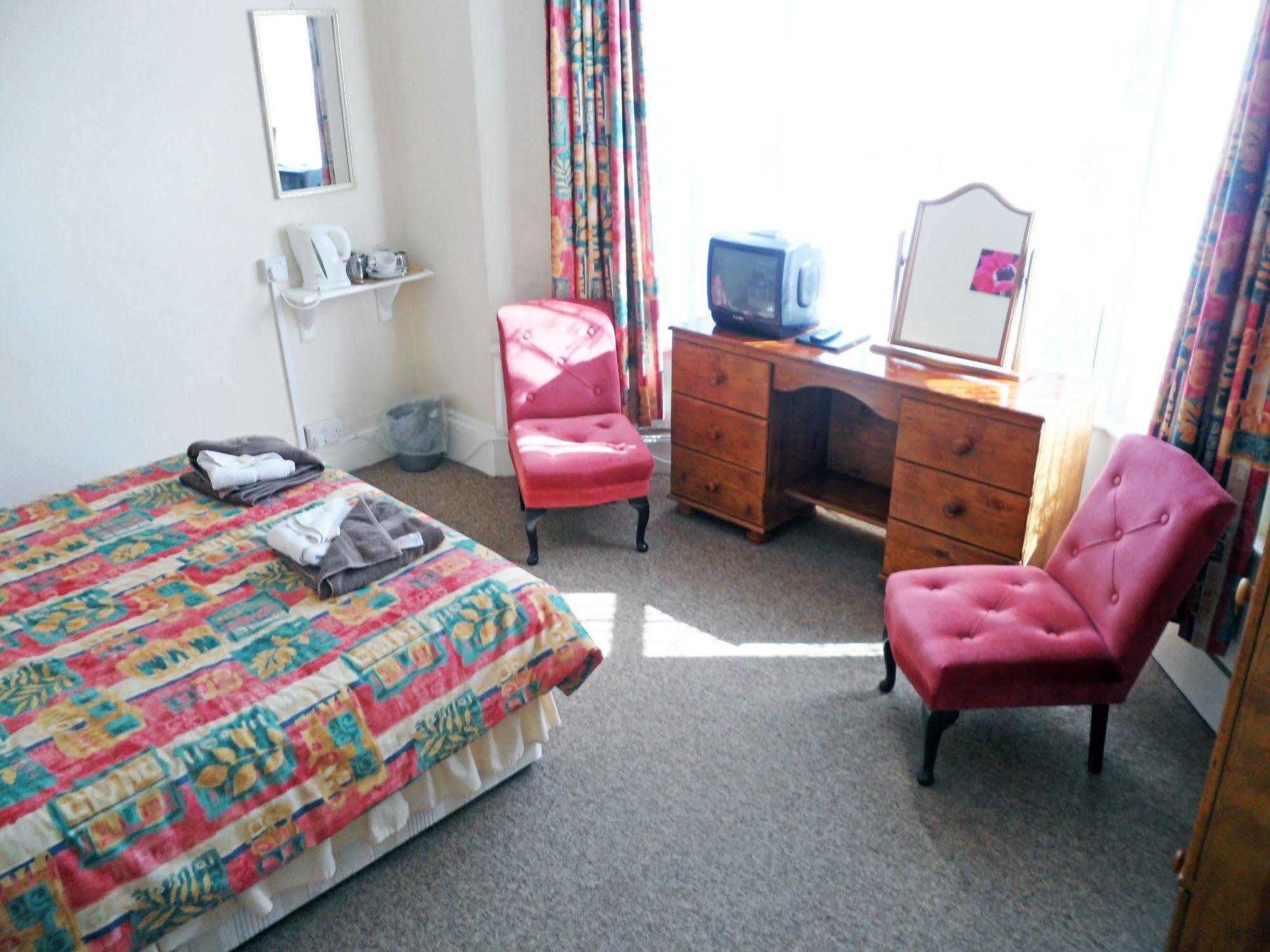 Medehamstede Hotel Shanklin Dış mekan fotoğraf